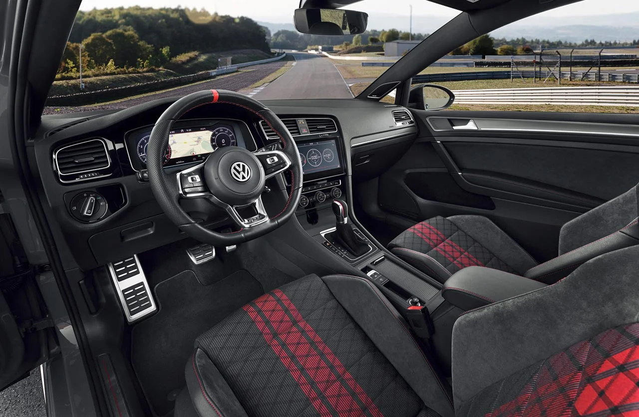 Interior Volkswagen Golf GTI